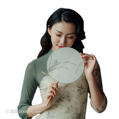 床上的胴体影像未删减
